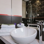 King-Suite-10