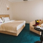 King-Suite-2